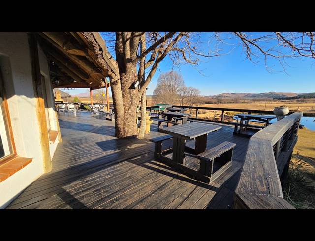 36,000M² LODGE FOR SALE IN UNDERBERG